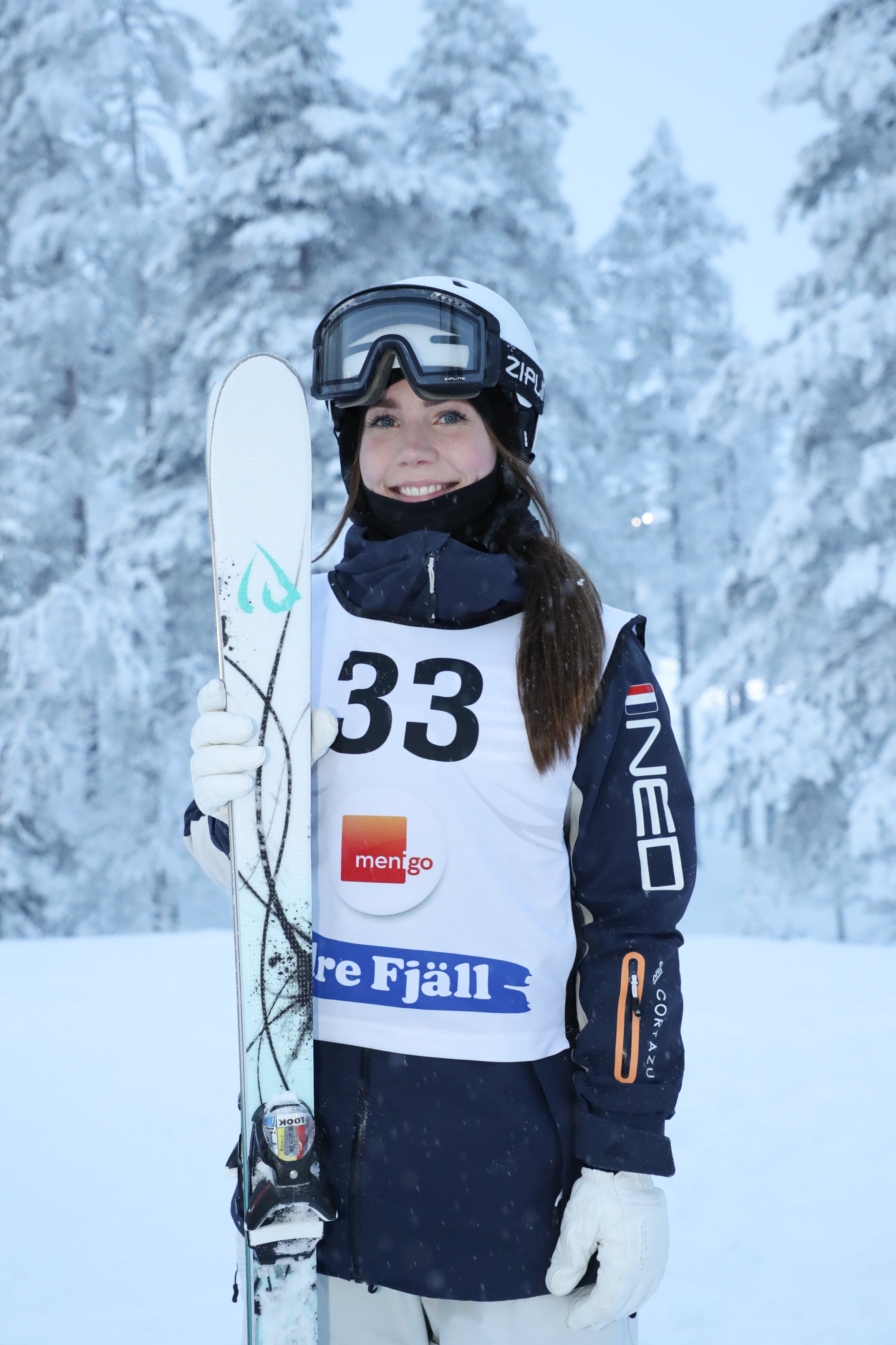Photo of Laura Berghuis - Mogul Skier