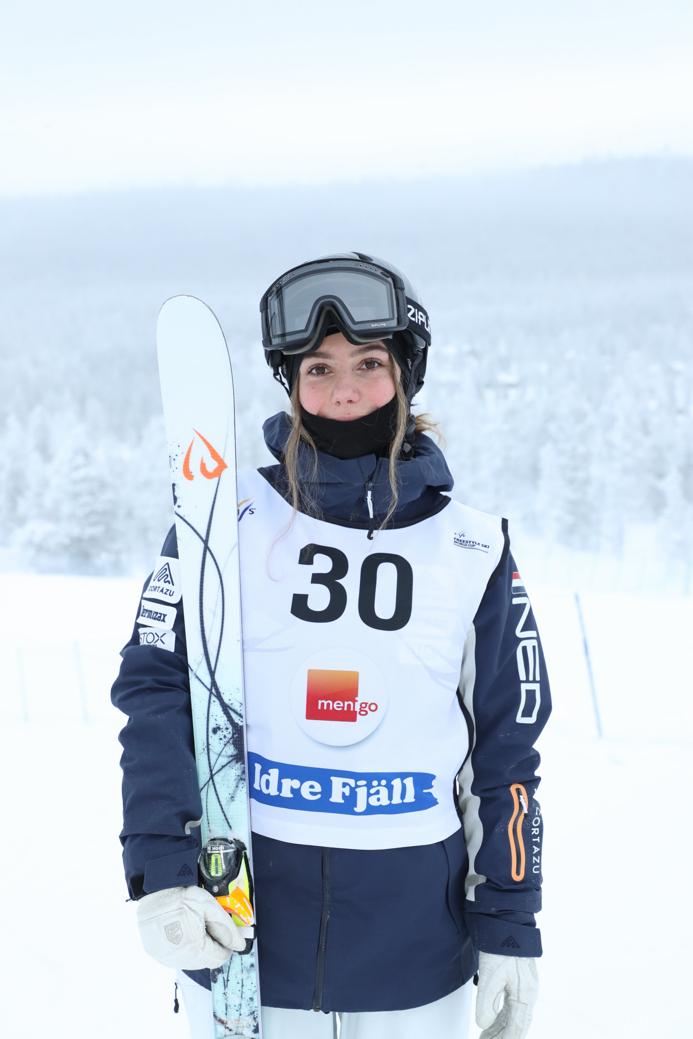 Photo of Janneke Berghuis - Mogul Skier